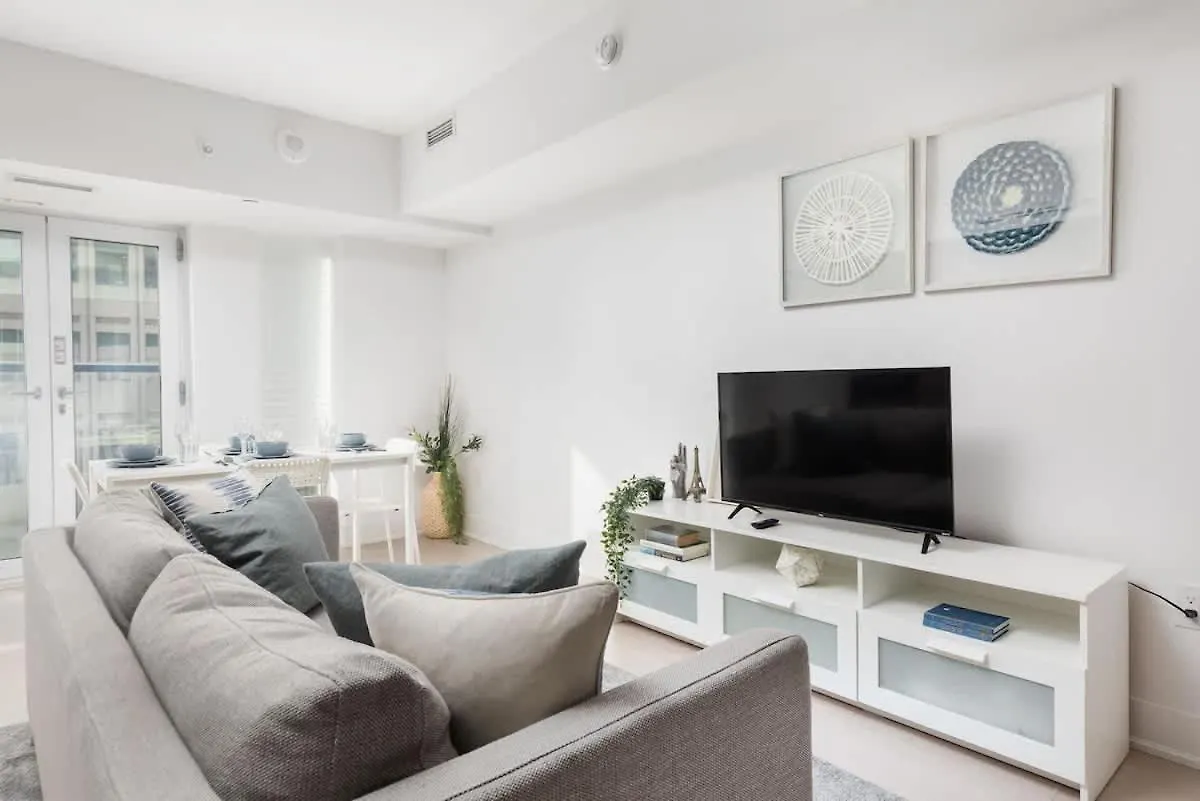 Practical Condo Downtown 3 Beds Uoft Toronto Canada