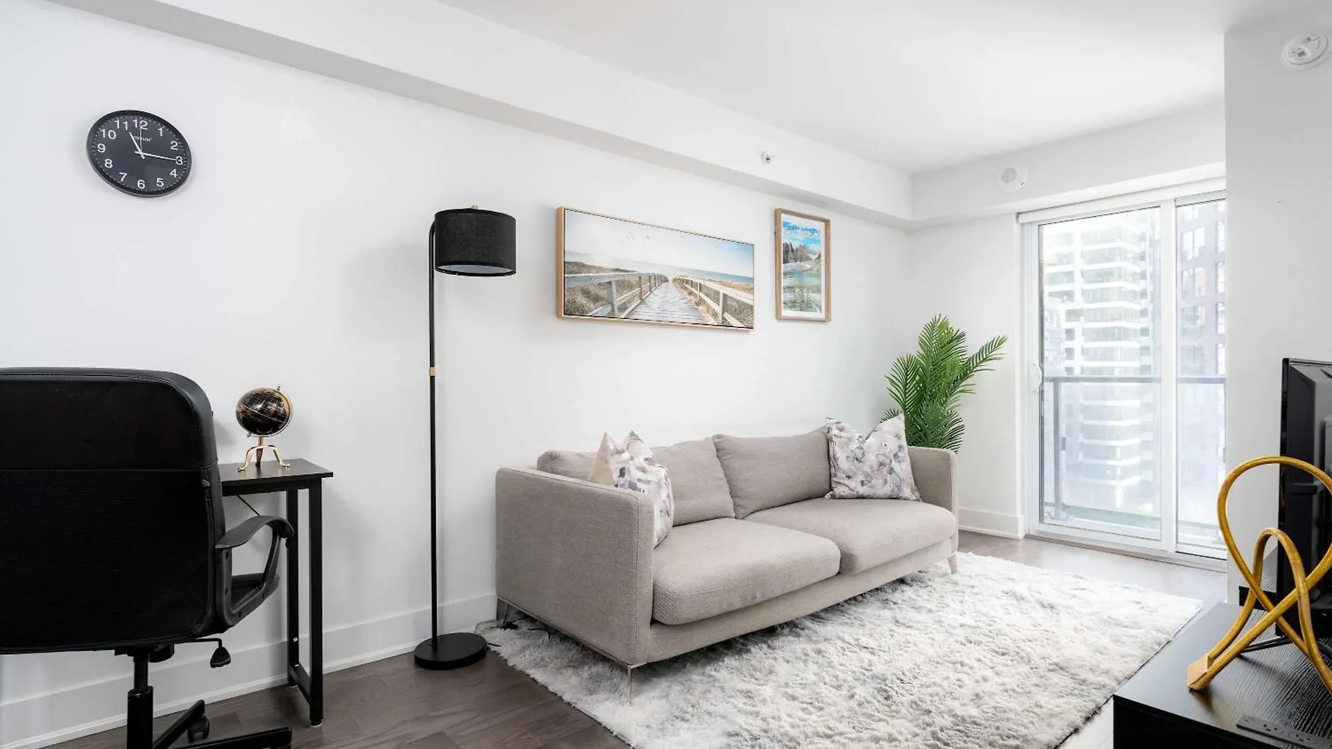 Practical Condo Downtown 3 Beds Uoft Toronto Apartment