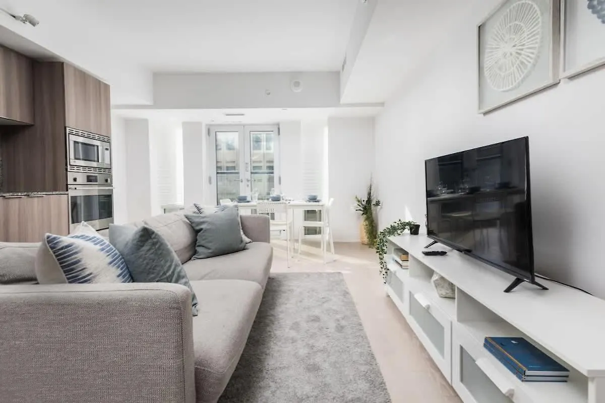 Practical Condo Downtown 3 Beds Uoft Toronto Appartement